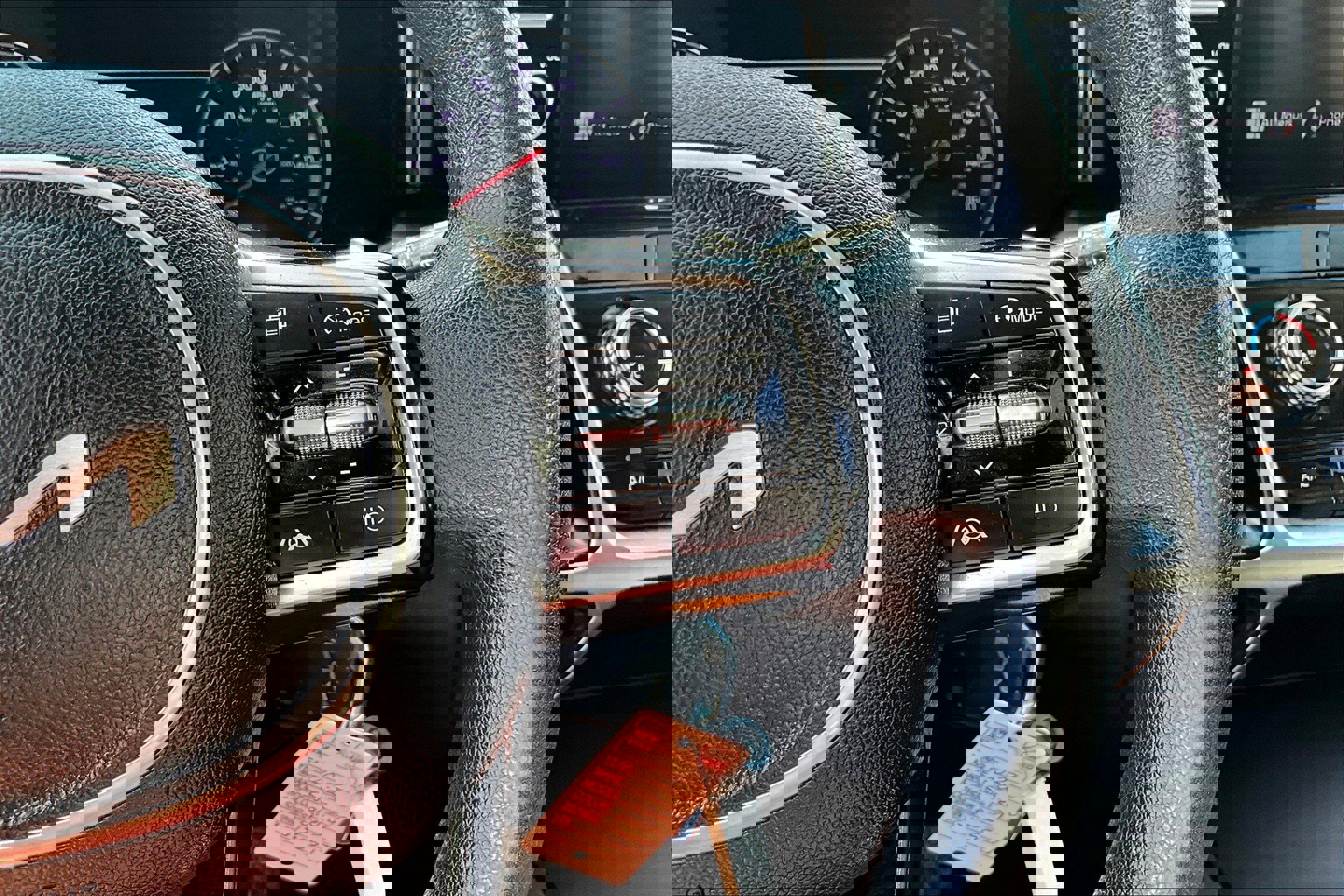 Used 2022 Kia Sorento LX image 23