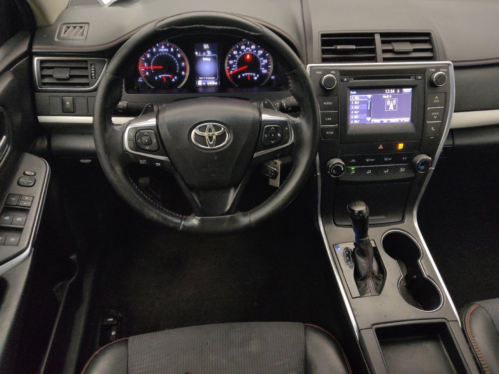 Used 2016 Toyota Camry SE image 22