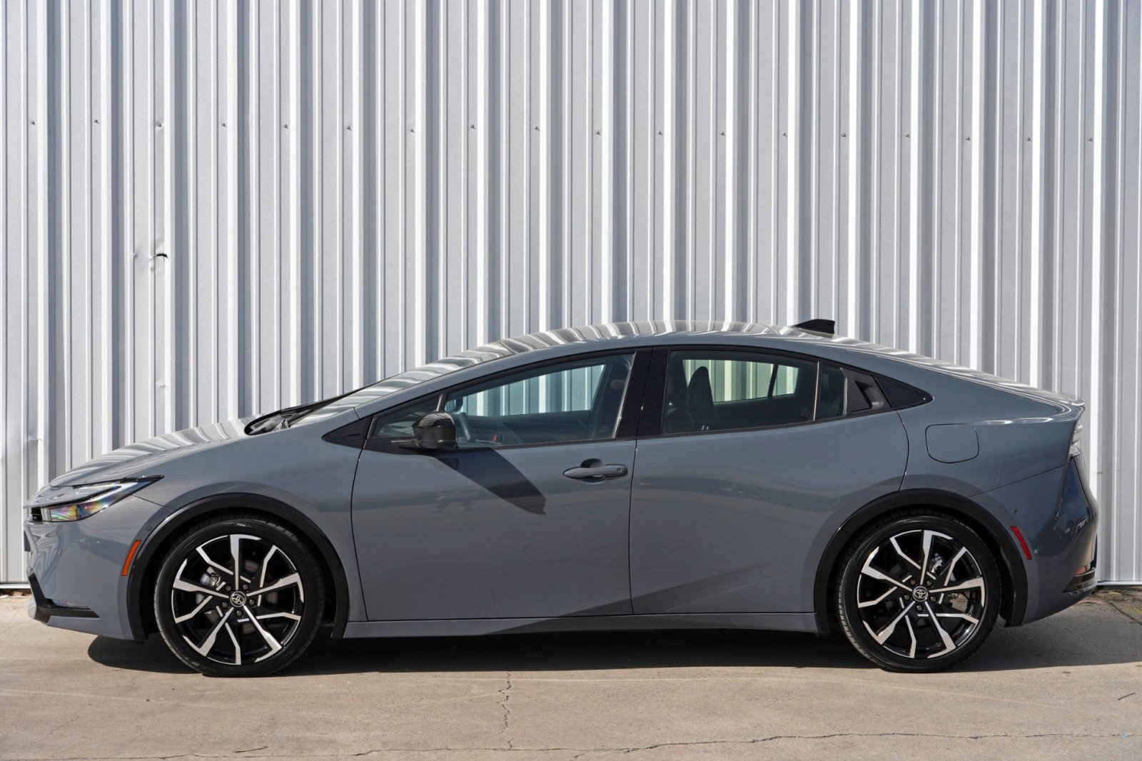 Used 2024 Toyota Prius Prime Premium w/ Advanced Technology Package FWD image 50