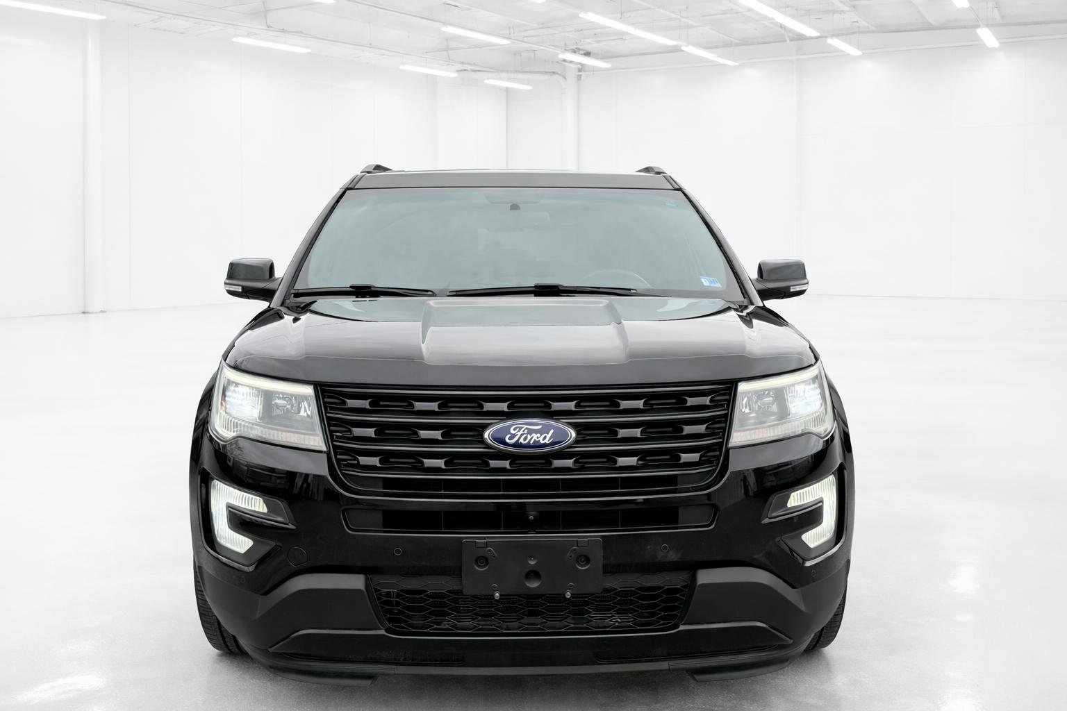 Used 2017 Ford Explorer Sport w/ Equipment Group 401A image 3