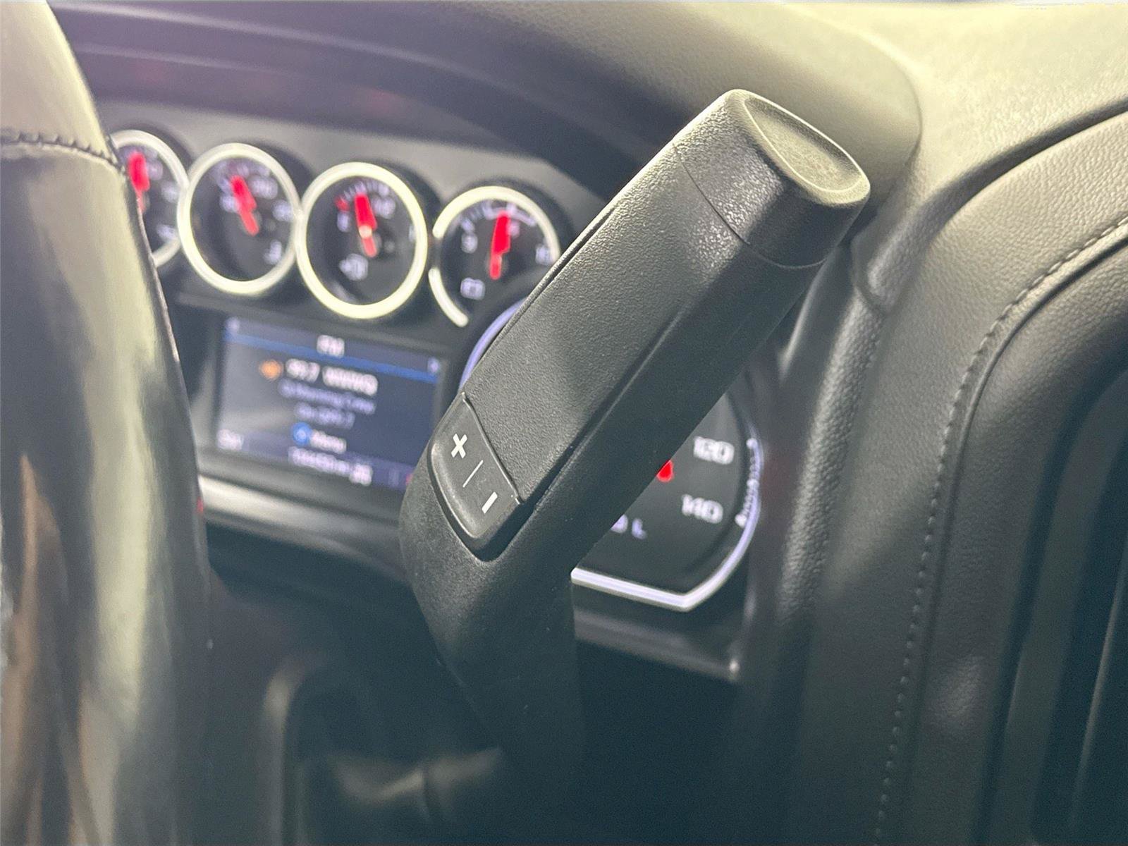 Used 2020 Chevrolet Silverado 1500 RST w/ All-Star Edition AWD/4WD image 25
