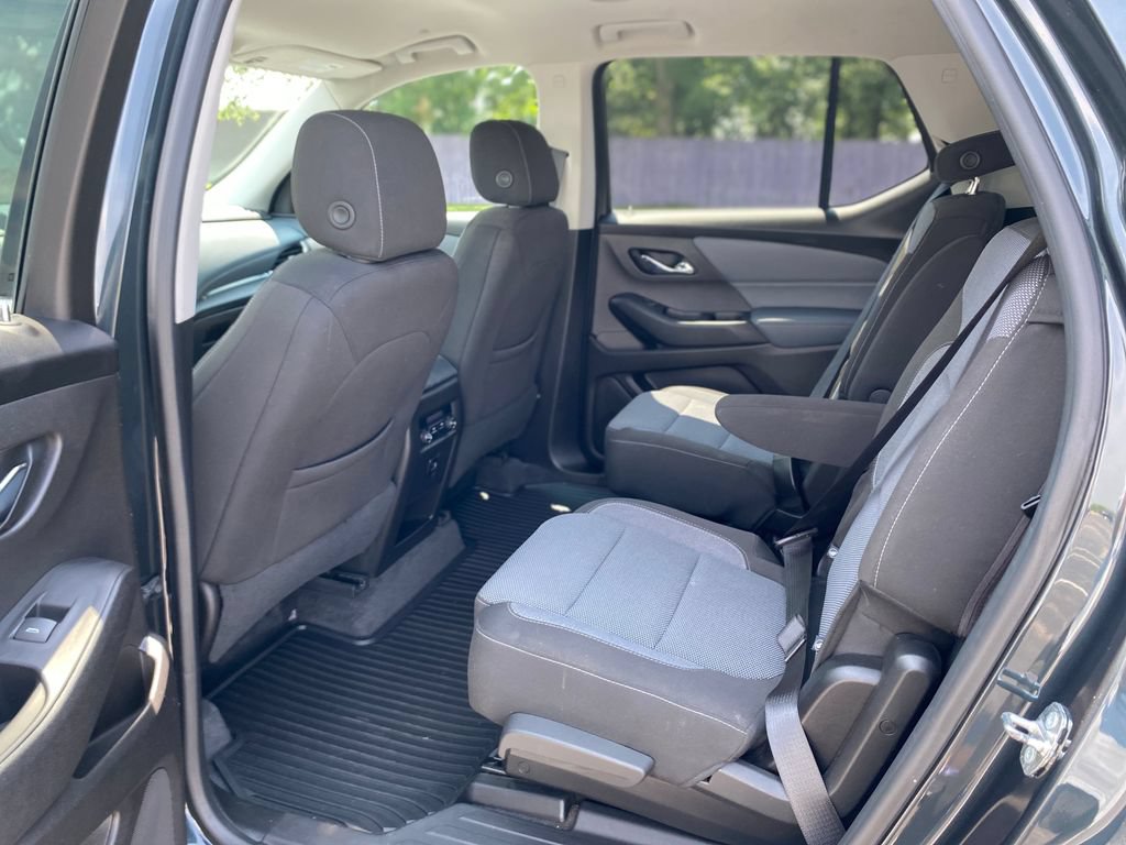 Used 2018 Chevrolet Traverse LT AWD/4WD image 18