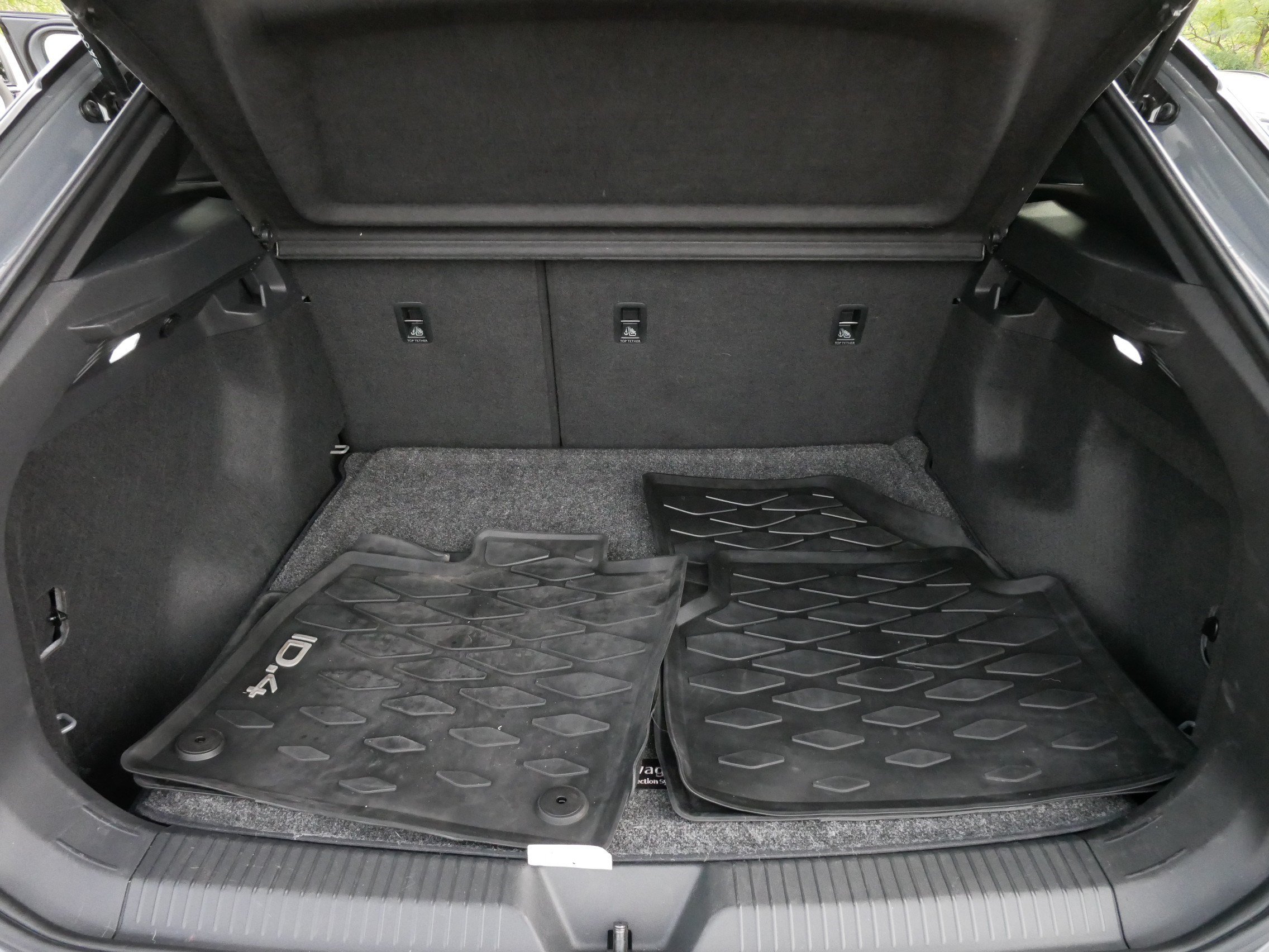 Certified 2023 Volkswagen ID.4 Pro AWD/4WD image 18