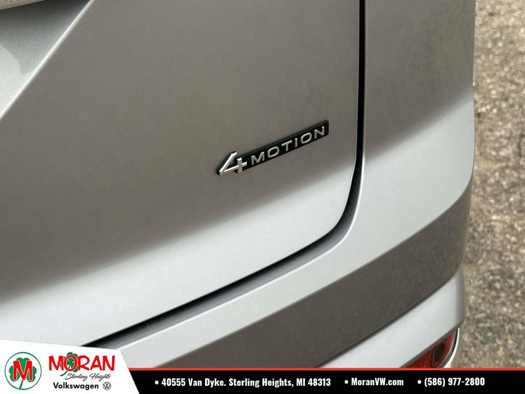 Used 2023 Volkswagen Atlas Cross Sport SEL AWD/4WD image 11