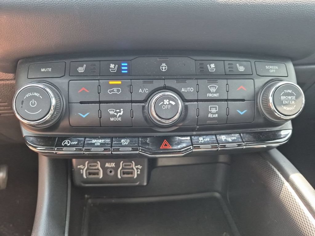 Used 2024 Dodge Durango GT AWD/4WD image 25