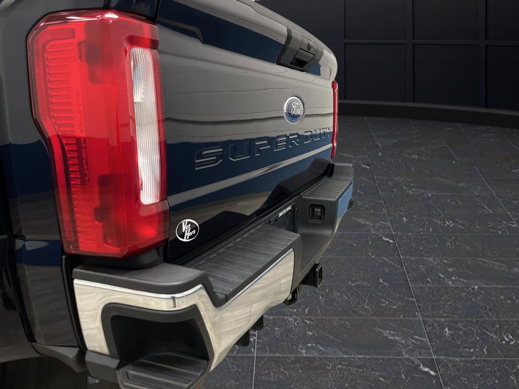 Used 2023 Ford F350 XLT image 32