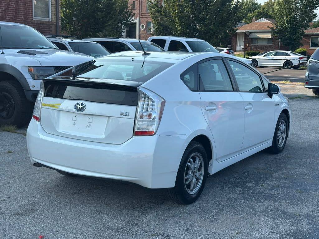 Used 2010 Toyota Prius FWD image 4
