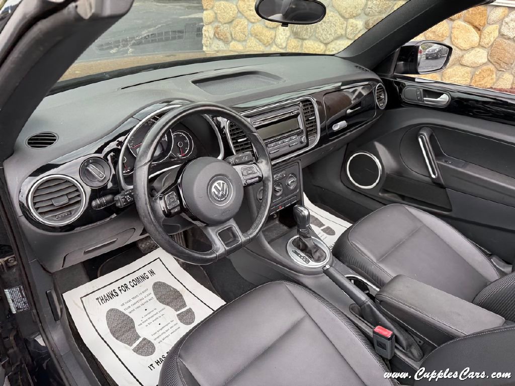 Used 2014 Volkswagen Beetle 1.8T image 4