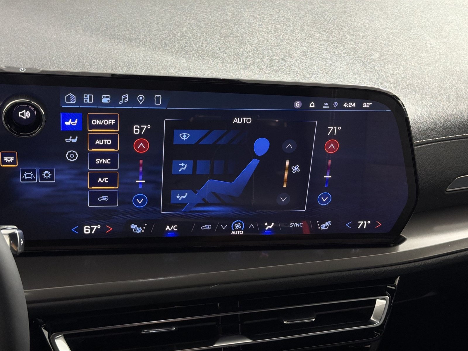 New 2026 Chevrolet Traverse LT FWD image 21