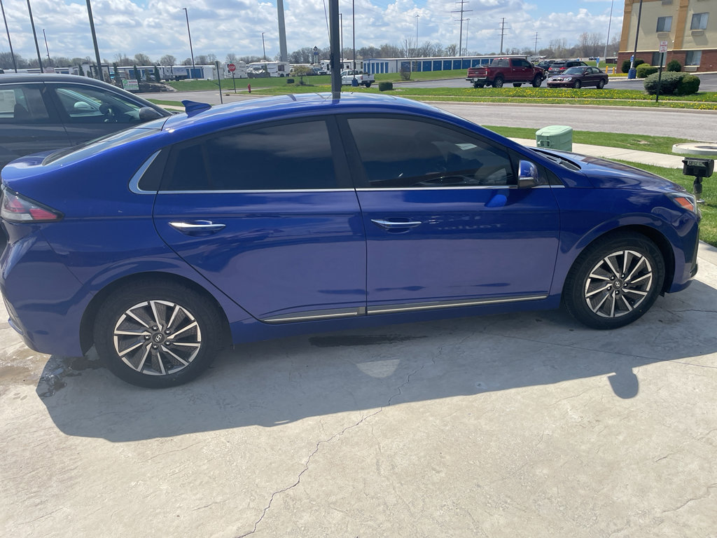 Used 2021 Hyundai Ioniq Limited FWD image 6