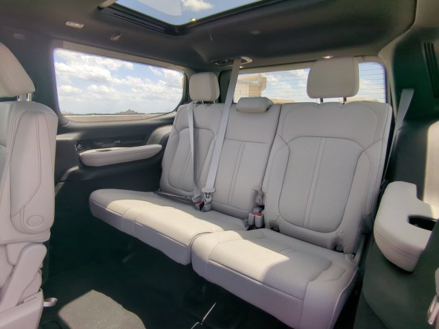 New 2026 Jeep Grand Wagoneer Summit w/ Rear Seat Video Group I AWD/4WD image 16