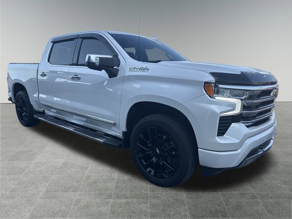 Used 2023 Chevrolet Silverado 1500 High Country w/ Technology Package image 8