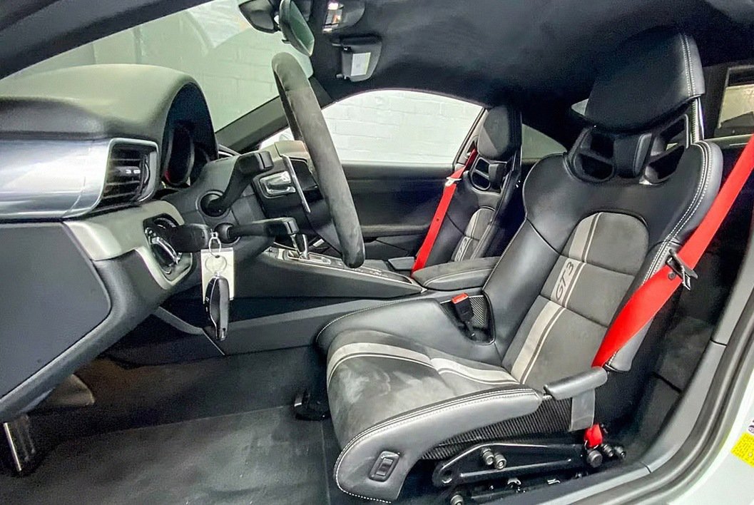 Used 2019 Porsche 911 GT3 RWD image 16