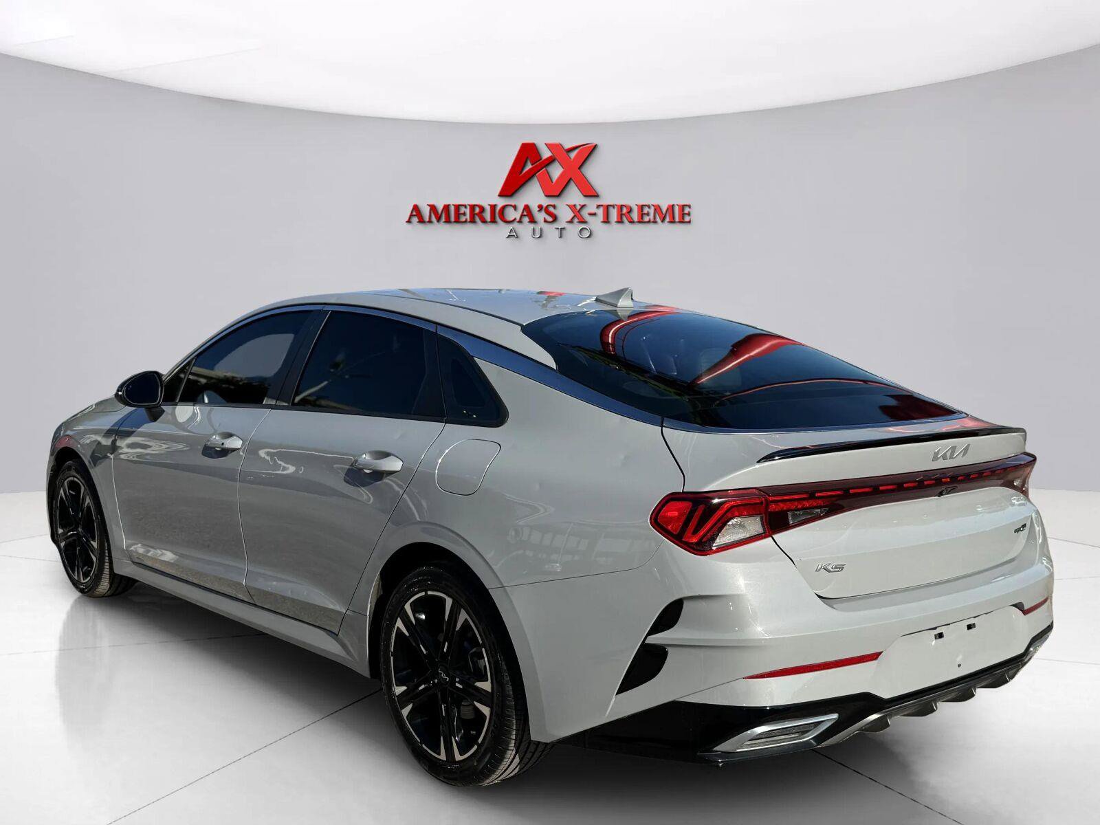 Used 2022 Kia K5 GT-Line AWD/4WD image 4