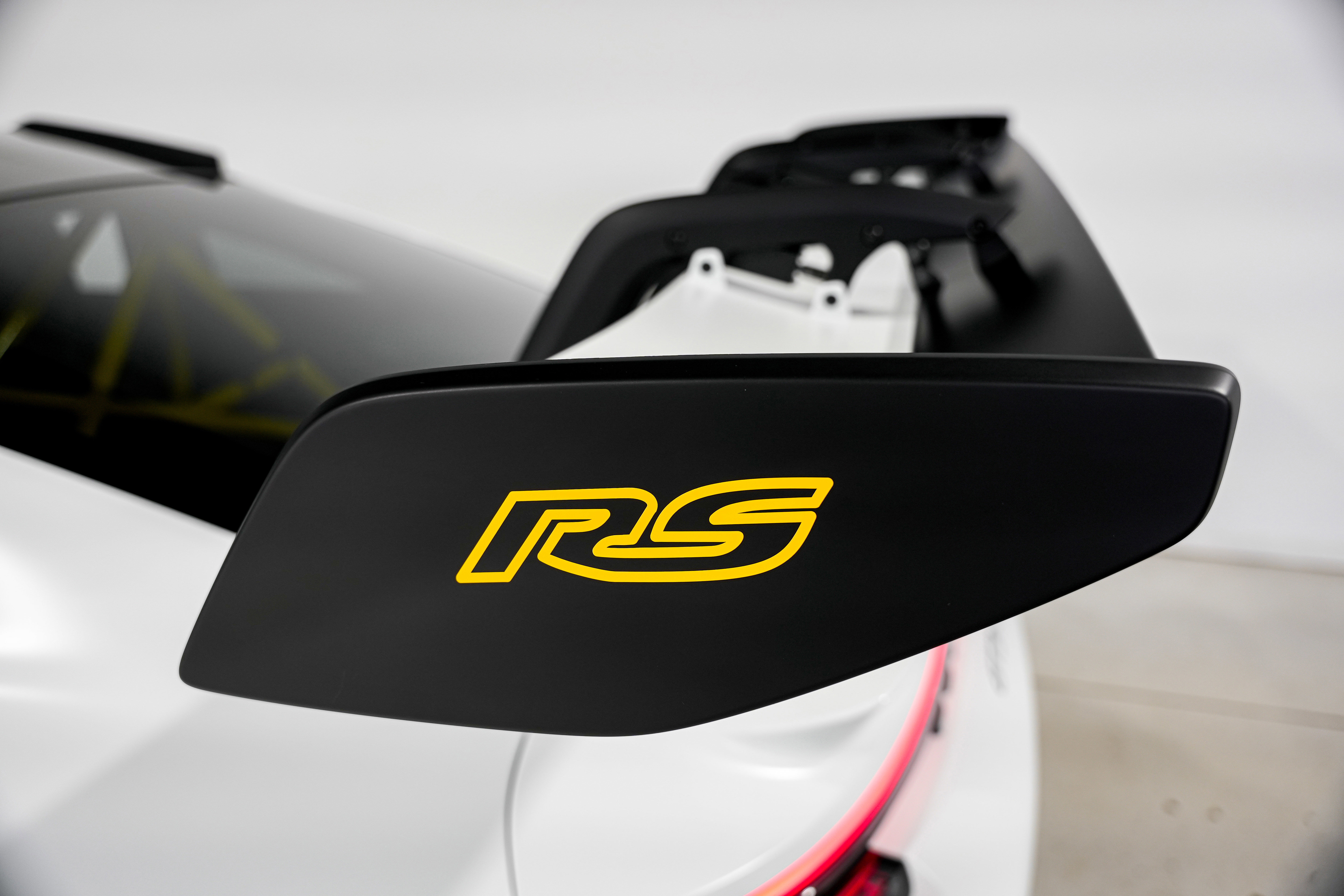 Used 2025 Porsche 911 GT3 RS image 40