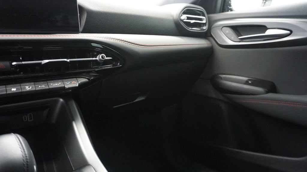 Used 2024 Dodge Hornet GT w/ GT Blacktop Package image 34