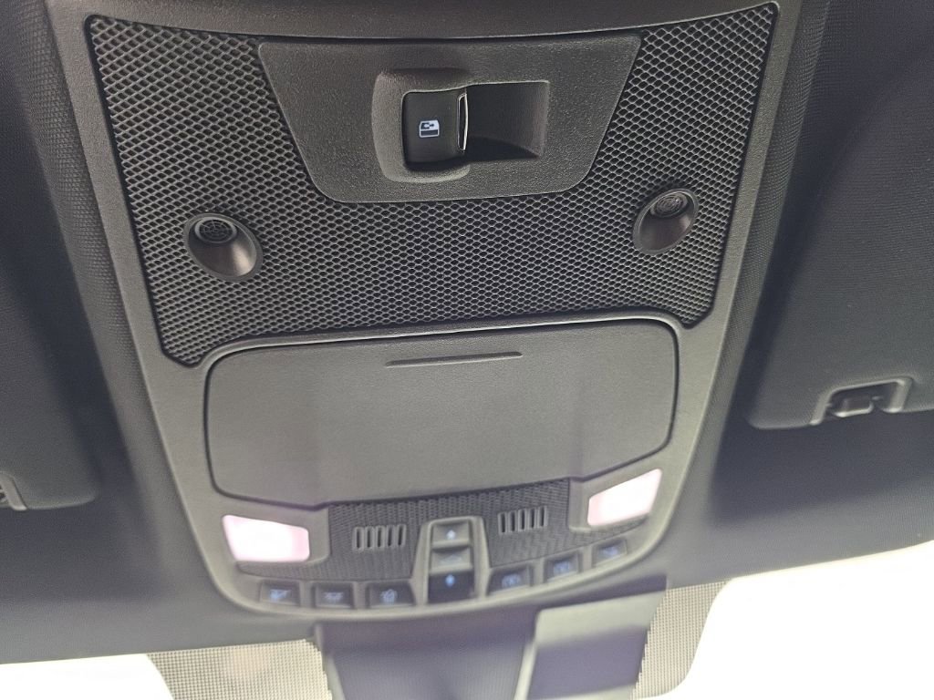 Used 2019 Ford F150 Platinum w/ Max Trailer Tow Package image 27