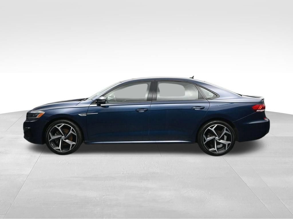 Used 2020 Volkswagen Passat 2.0T R-Line FWD image 2
