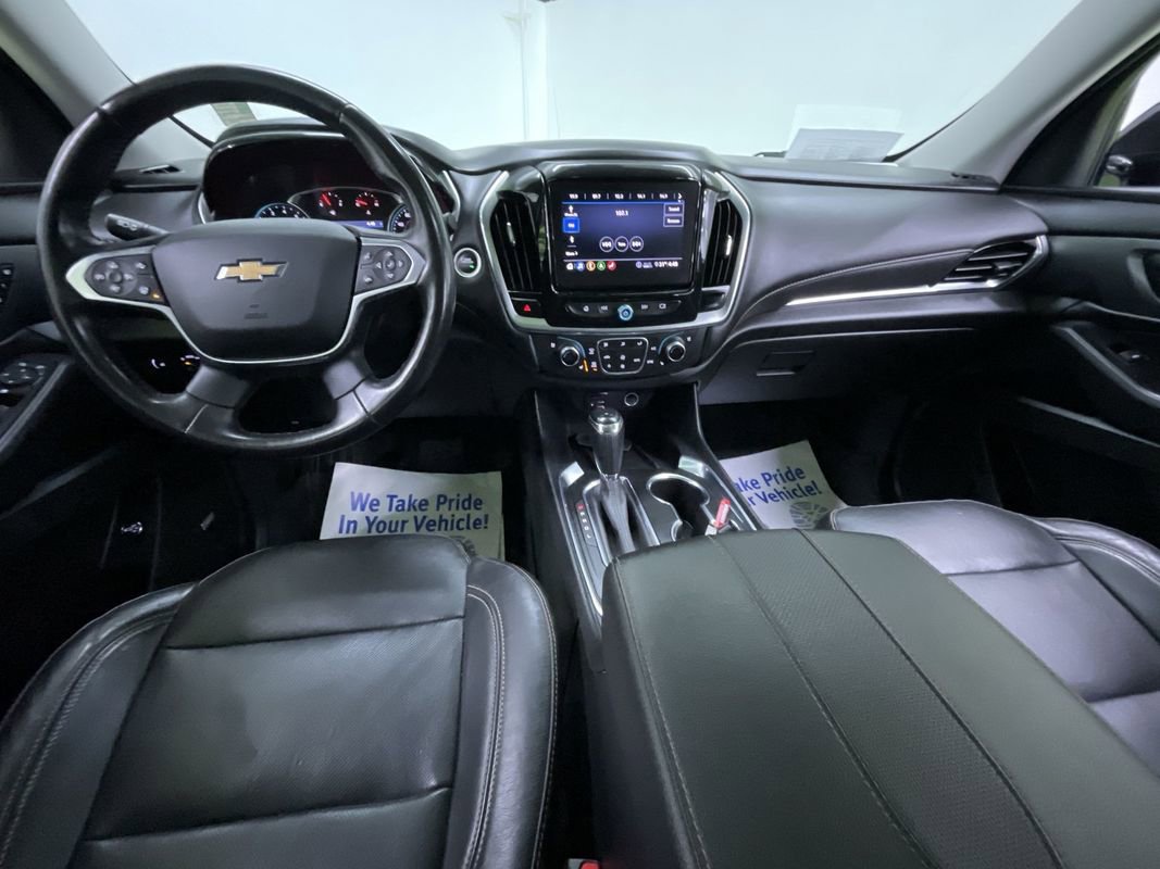 Used 2020 Chevrolet Traverse Premier w/ Redline Edition image 18