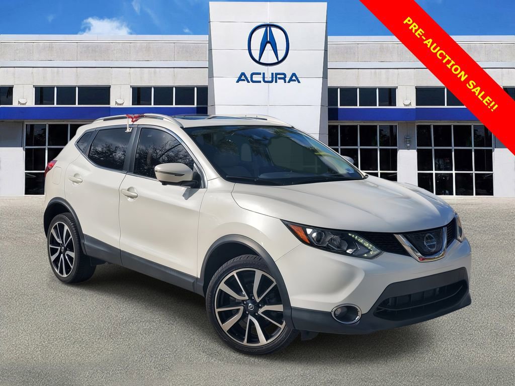 Used 2019 Nissan Rogue Sport SL w/ Premium Package image 1