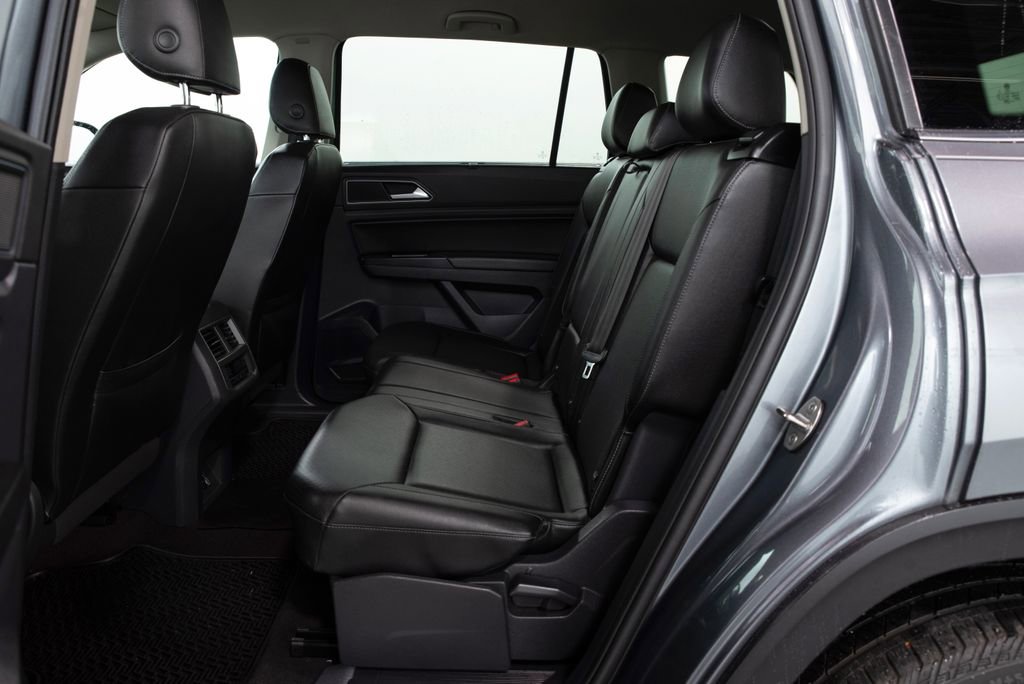 Used 2019 Volkswagen Atlas SE w/ Towing Package AWD/4WD image 8
