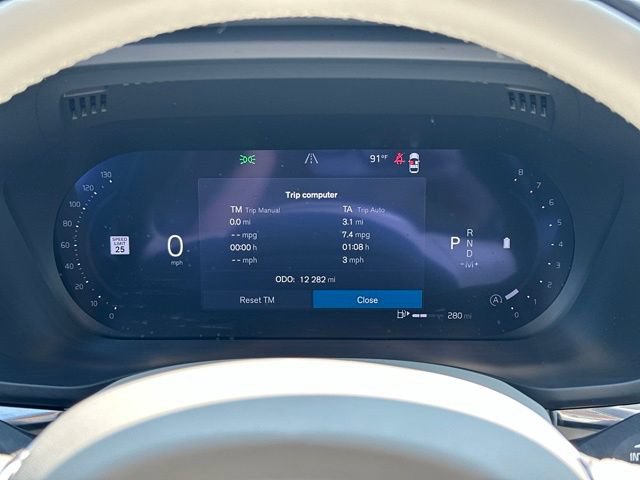 Certified 2025 Volvo XC60 B5 Ultra w/ Protection Package Premier AWD/4WD image 26