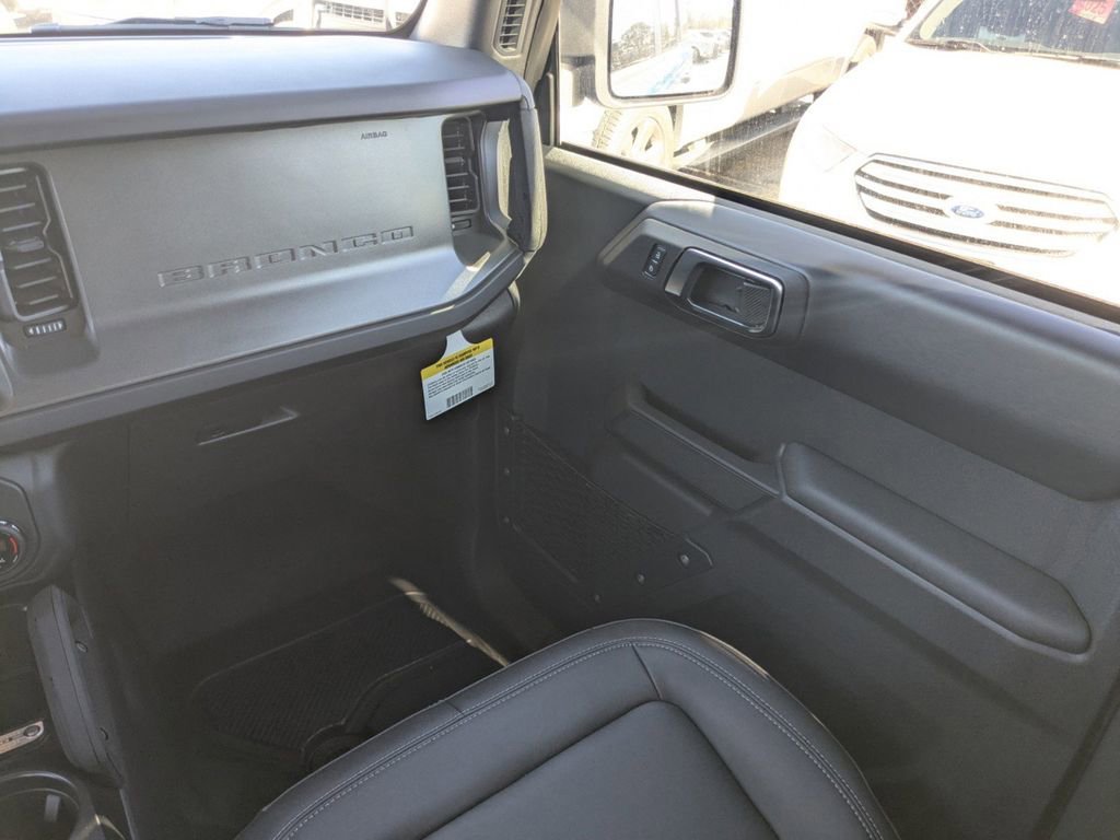 New 2025 Ford Bronco Badlands image 17