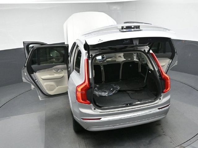 Used 2024 Volvo XC90 B6 Plus w/ Protection Package Premier AWD/4WD image 49