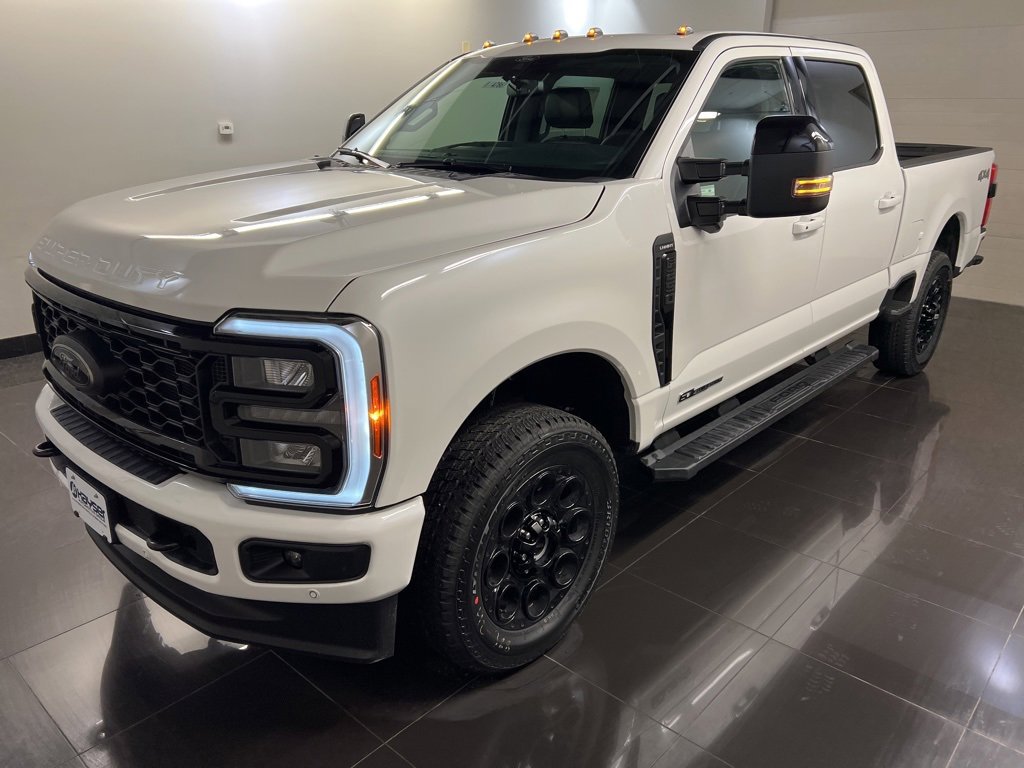 New 2026 Ford F250 Lariat w/ Black Appearance Package image 3