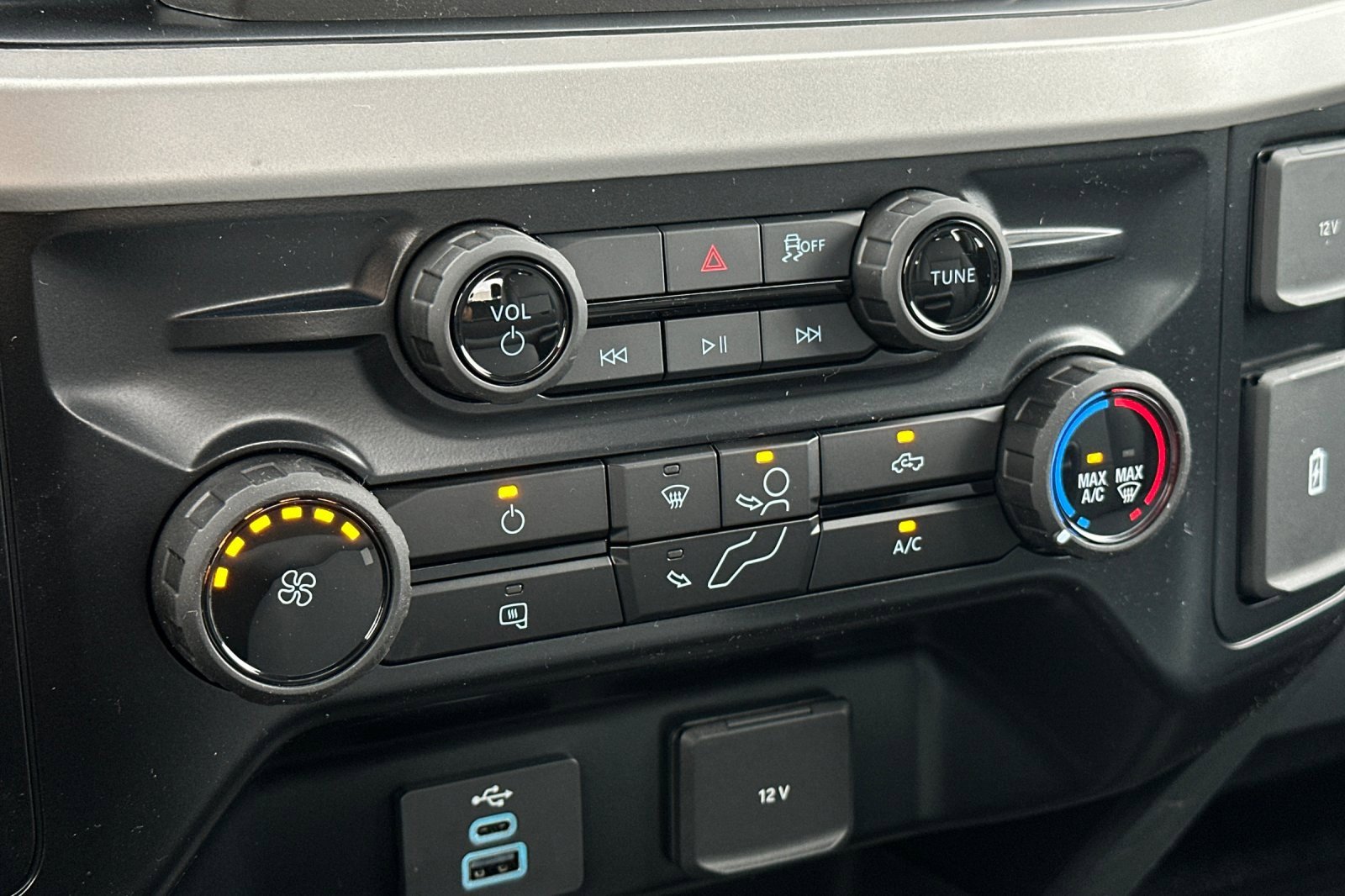 New 2026 Ford F250 XL w/ XL Driver Assist Package image 18