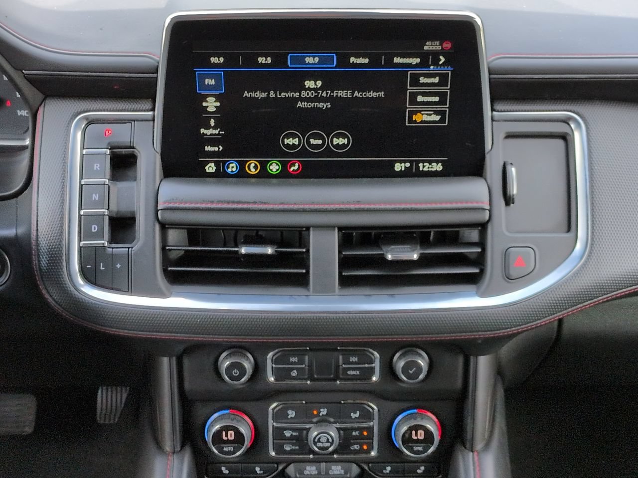 Used 2021 Chevrolet Suburban RST RWD image 18
