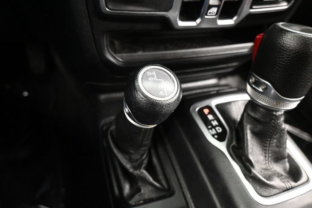 Used 2021 Jeep Wrangler Unlimited Sport AWD/4WD image 26