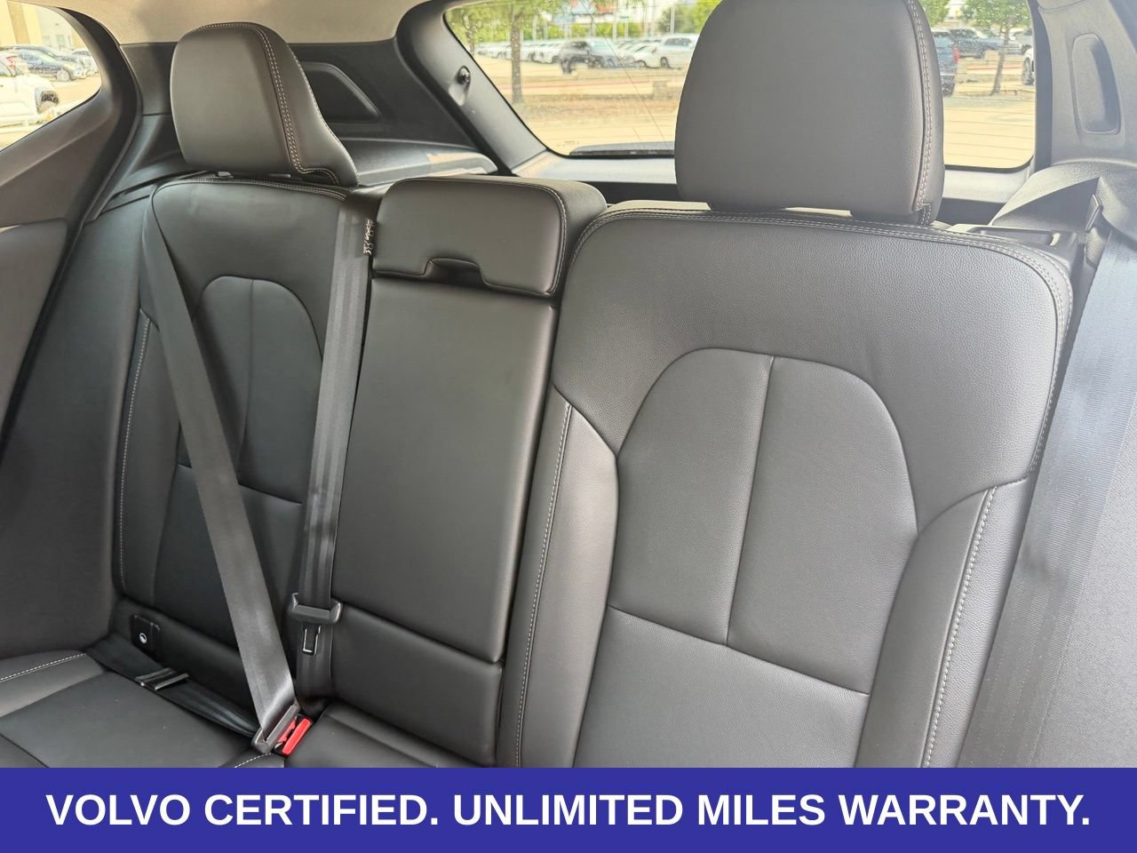 Certified 2026 Volvo XC40 B5 Plus AWD/4WD image 33