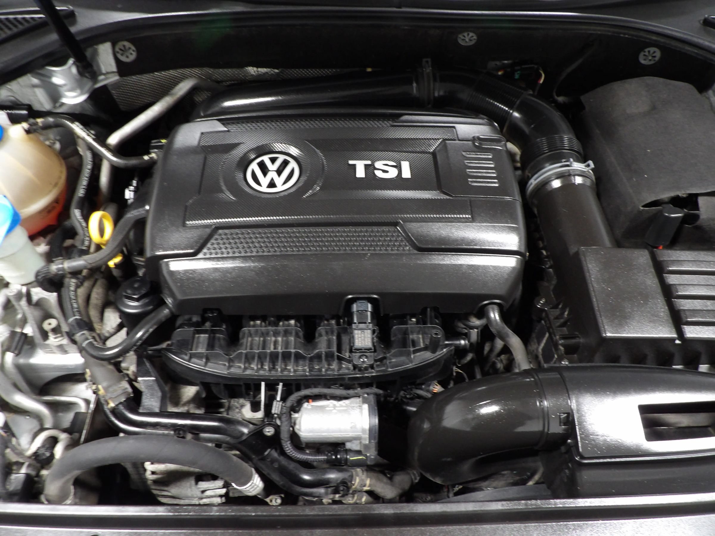 Used 2016 Volkswagen Passat 1.8T SE FWD image 20