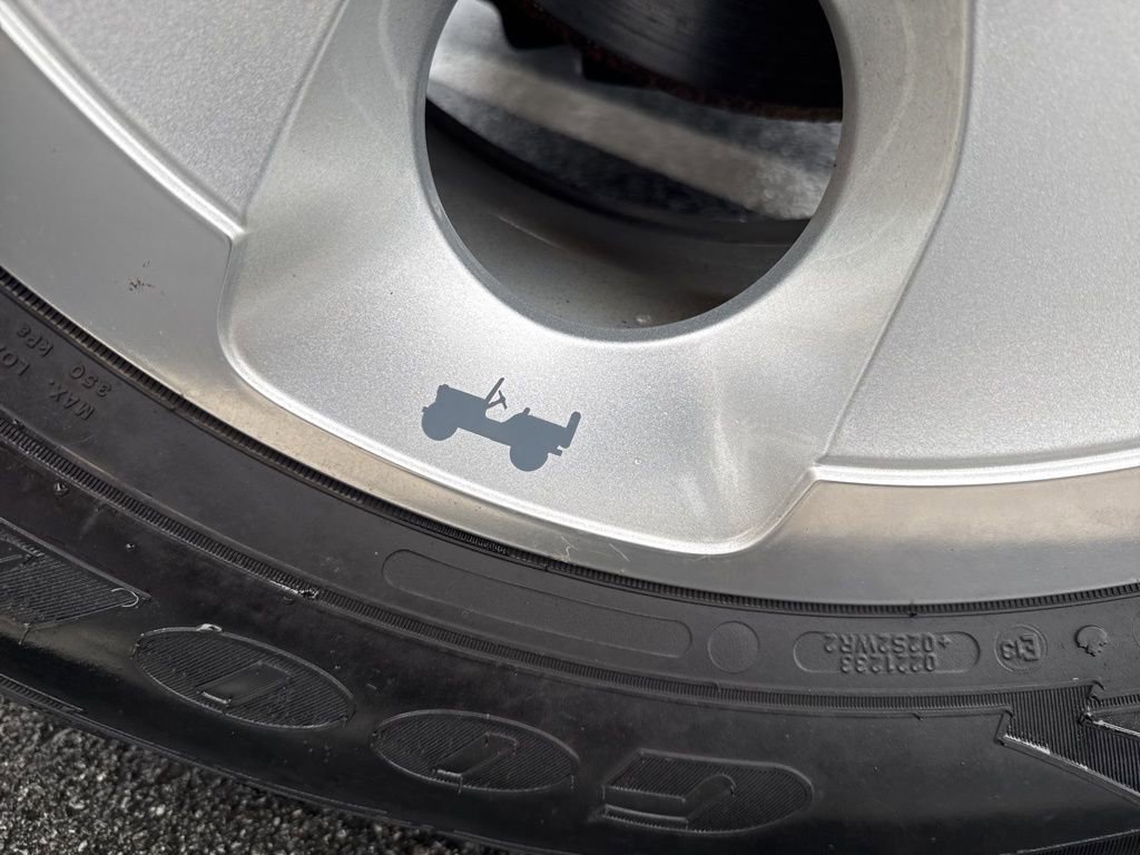 Used 2015 Jeep Wrangler Sahara w/ Connectivity Group image 10