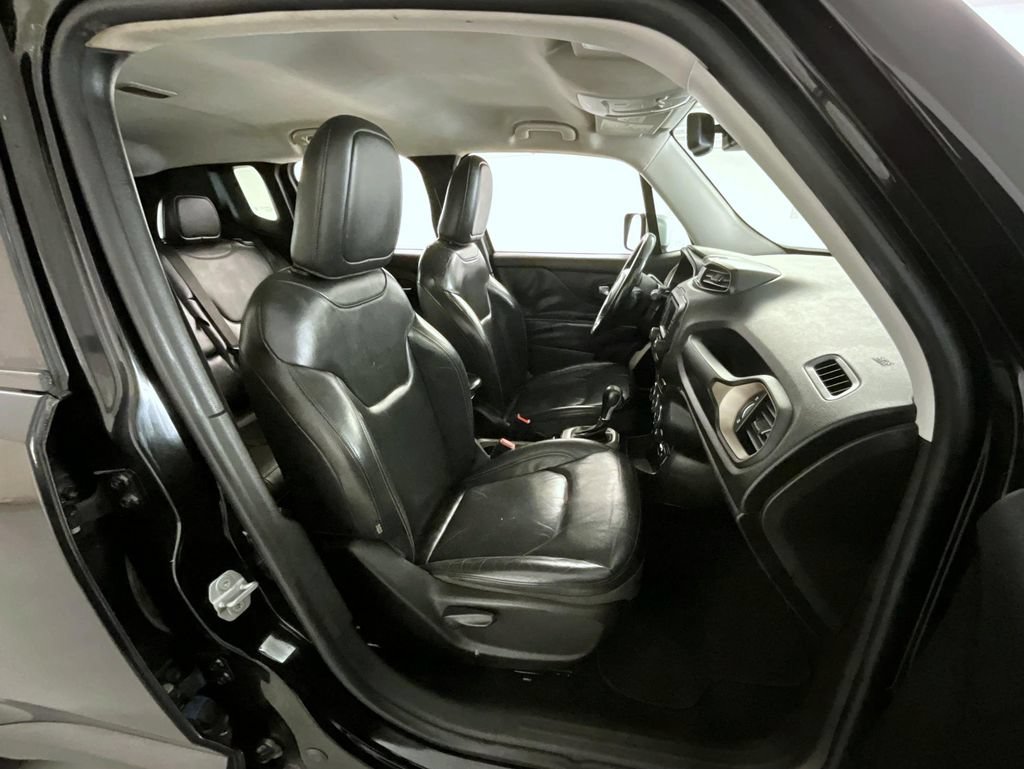 Used 2017 Jeep Renegade Limited AWD/4WD image 15