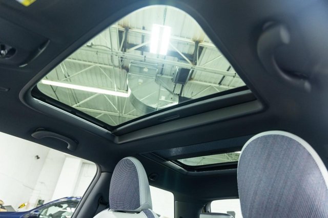 New 2027 MINI Cooper 2-Door Hardtop FWD image 12