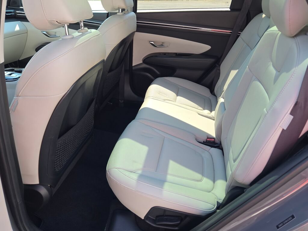 Used 2024 Hyundai Tucson Limited AWD/4WD image 17