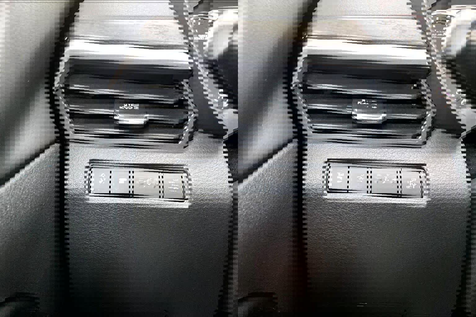 Used 2023 Nissan Altima 2.5 SV w/ SV Premium Package image 36