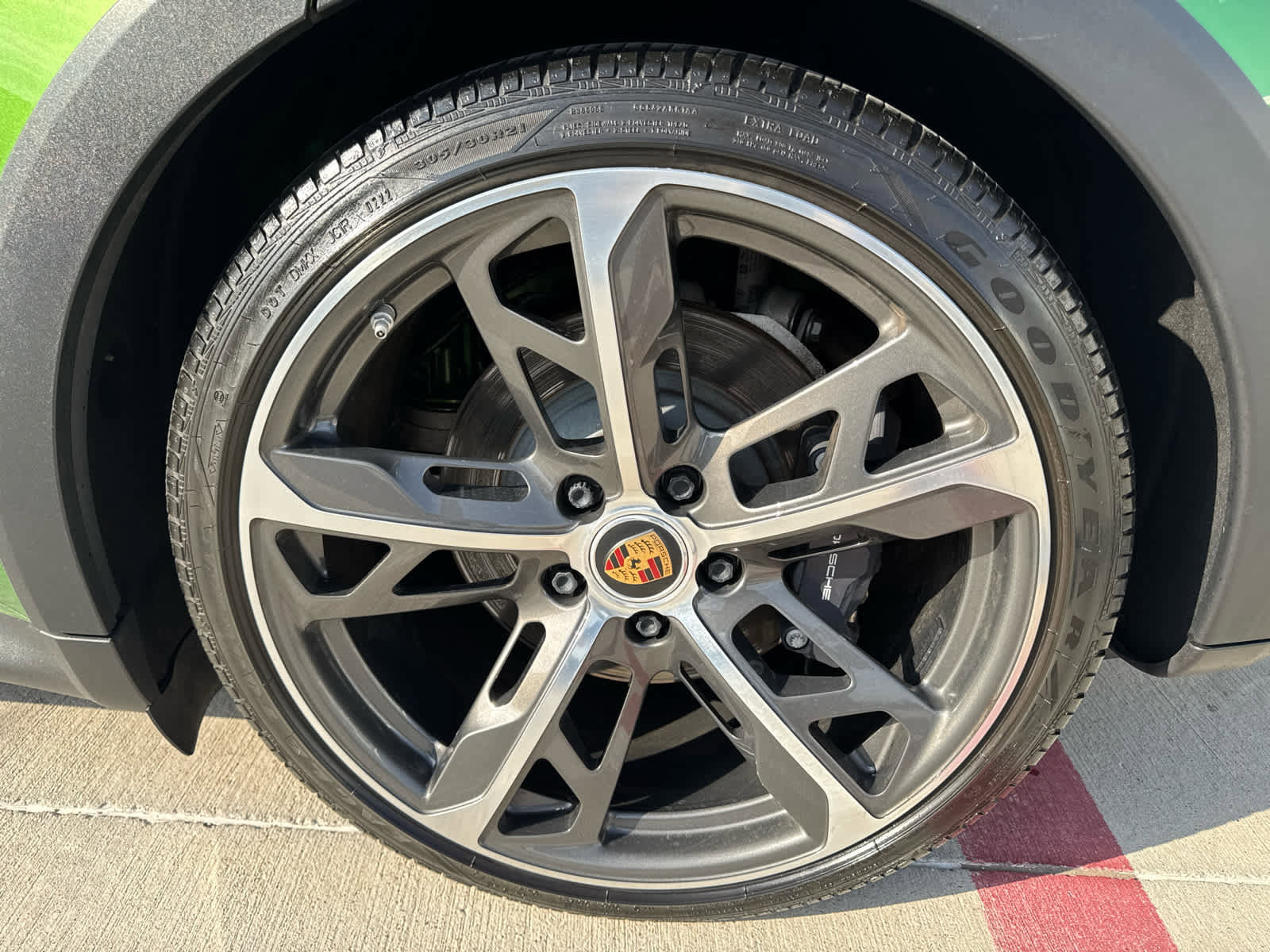 Used 2022 Porsche Taycan 4 Cross Turismo image 10