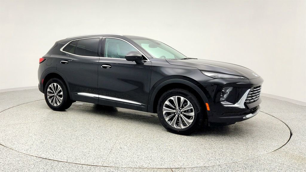 Used 2024 Buick Envision Preferred image 3