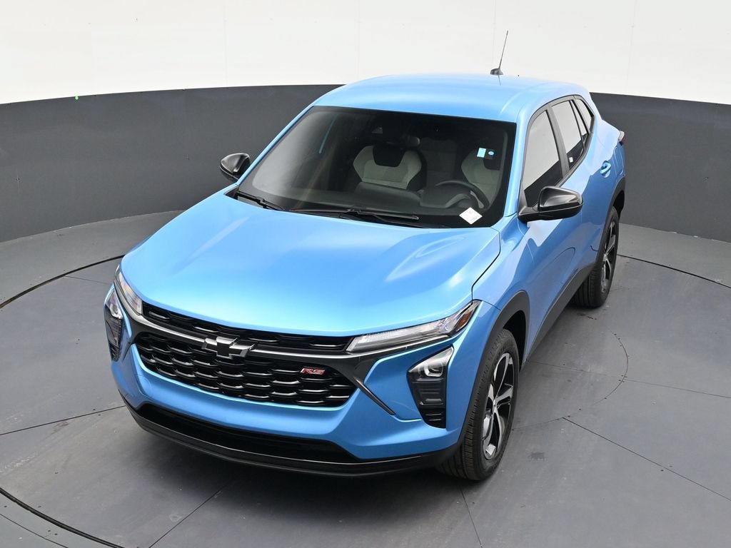 Used 2025 Chevrolet Trax RS FWD image 19