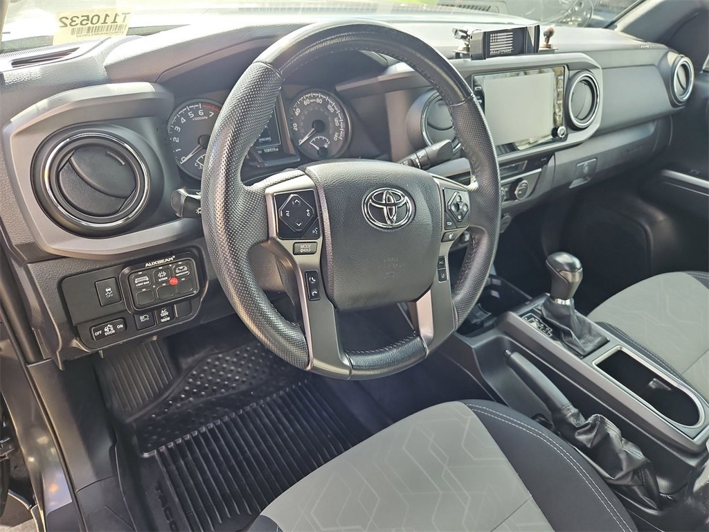 Used 2021 Toyota Tacoma TRD Off-Road image 13
