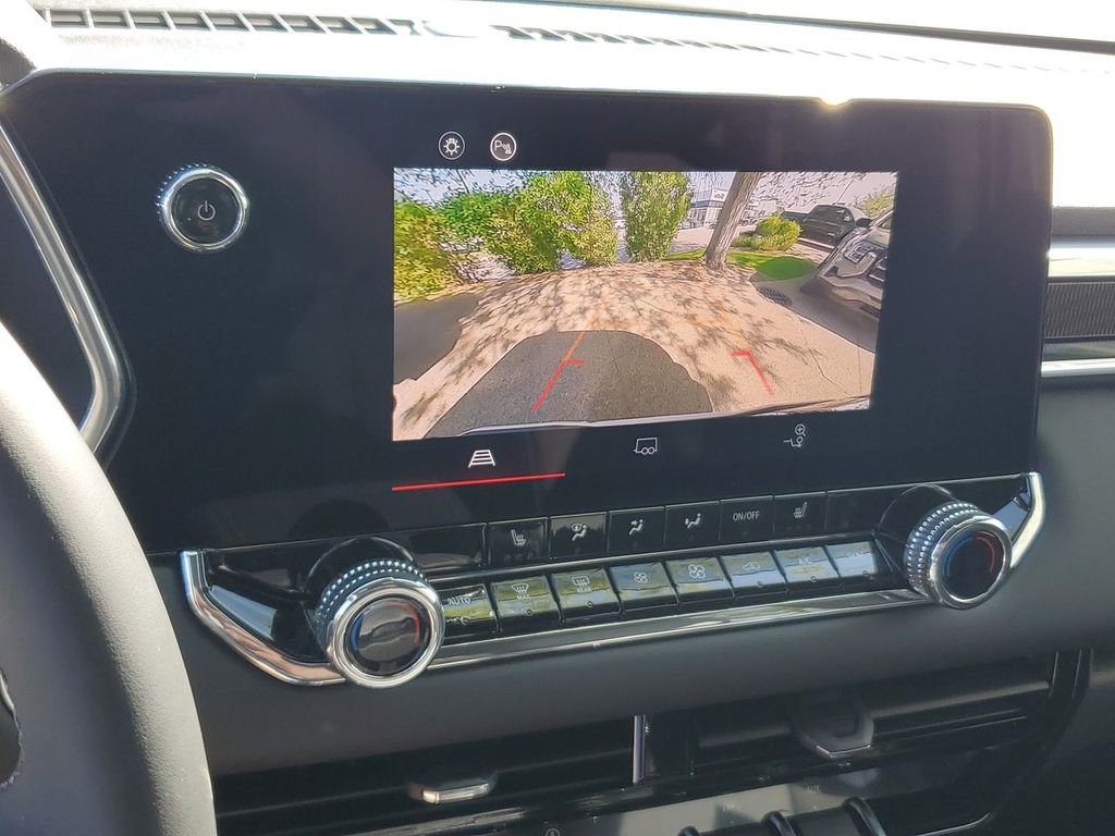 New 2025 GMC Canyon Elevation w/ Convenience Package image 8