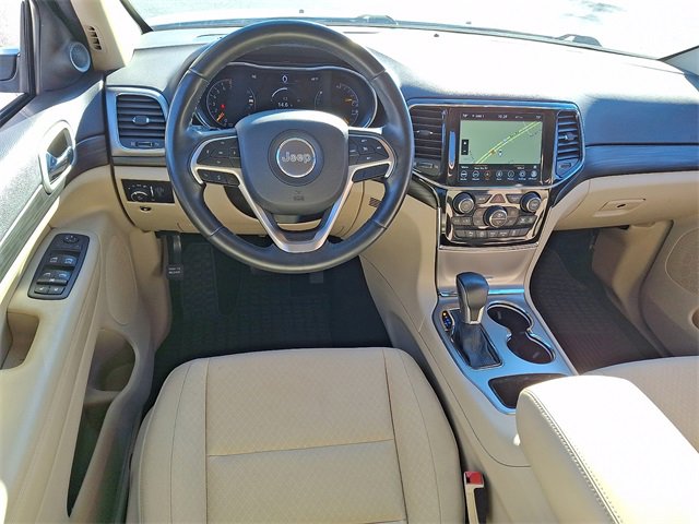 Used 2022 Jeep Grand Cherokee Laredo E image 11