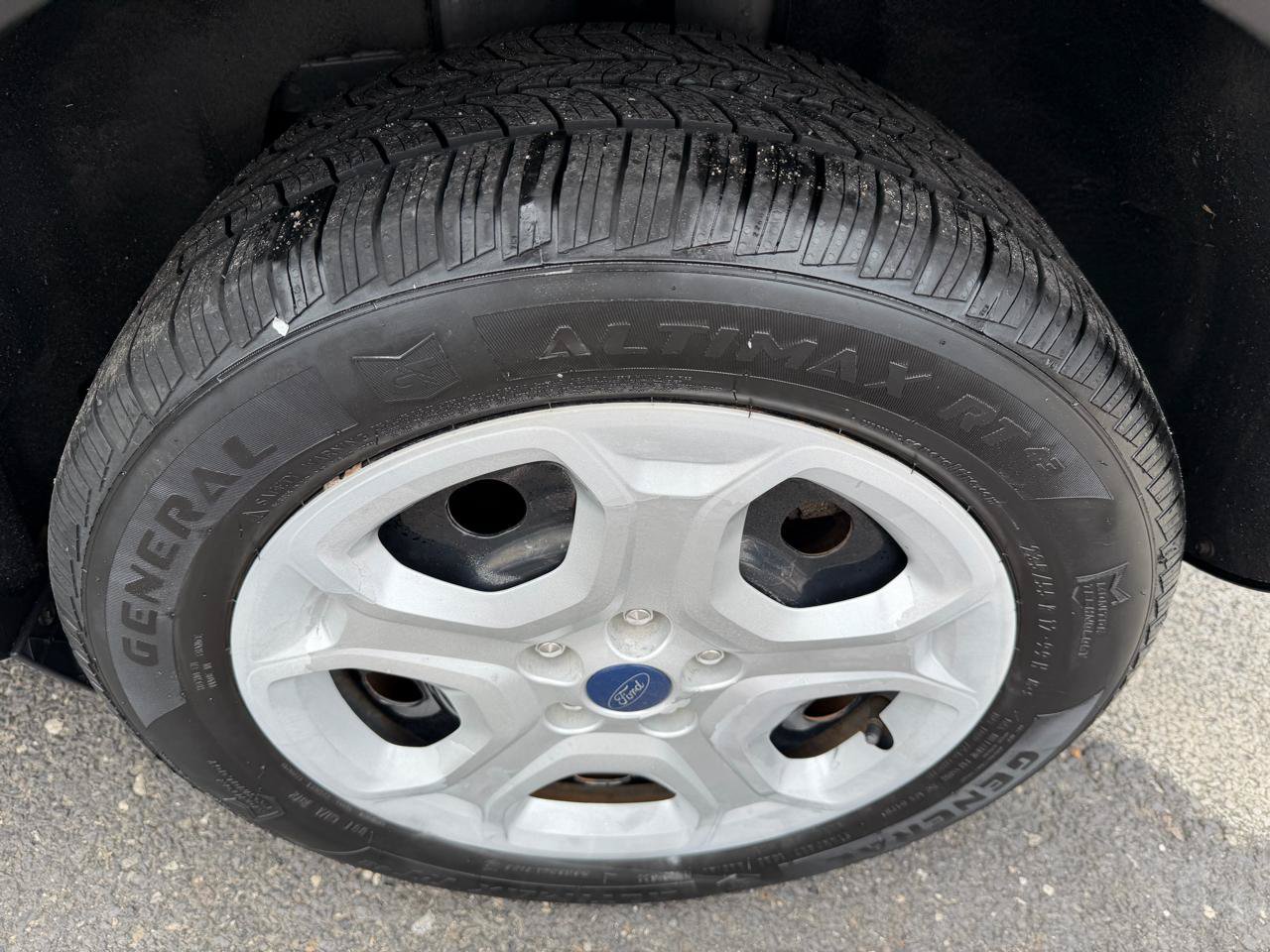 Used 2017 Ford Escape S FWD image 9