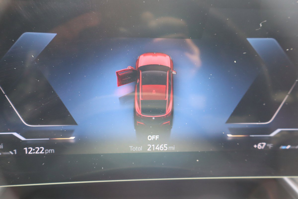 Used 2026 BMW X2 xDrive28i AWD/4WD image 9