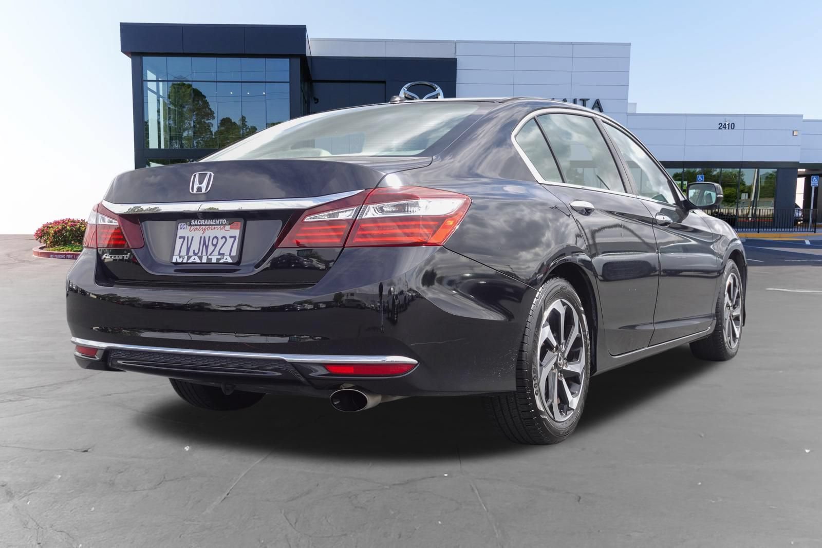 Used 2016 Honda Accord EX-L image 3