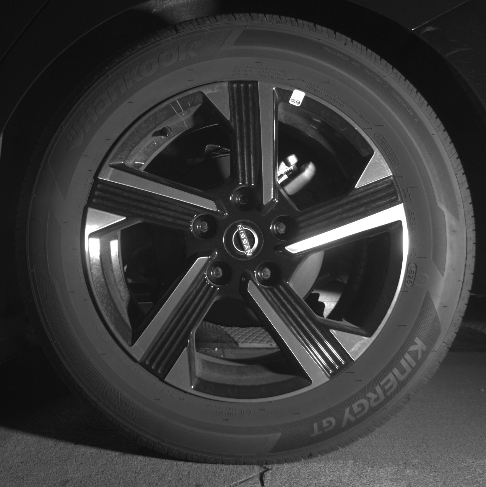 Used 2025 Nissan Sentra SV FWD image 14