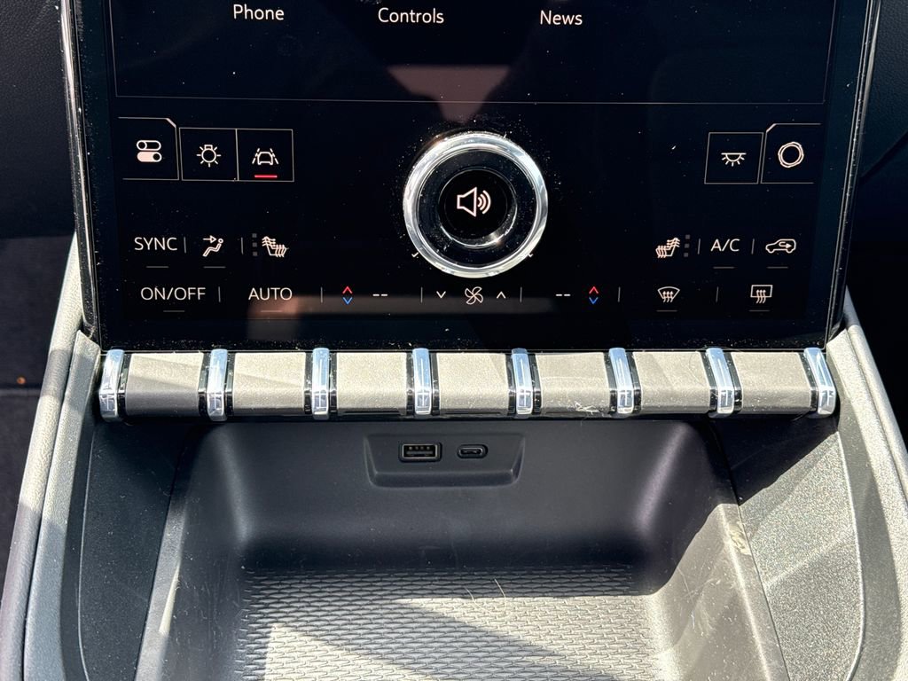 New 2026 GMC Terrain Elevation w/ Elevation Premium Package AWD/4WD image 26
